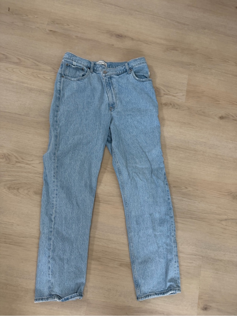 Abercrombie & Fitch V waist Light Blue Women's Jeans